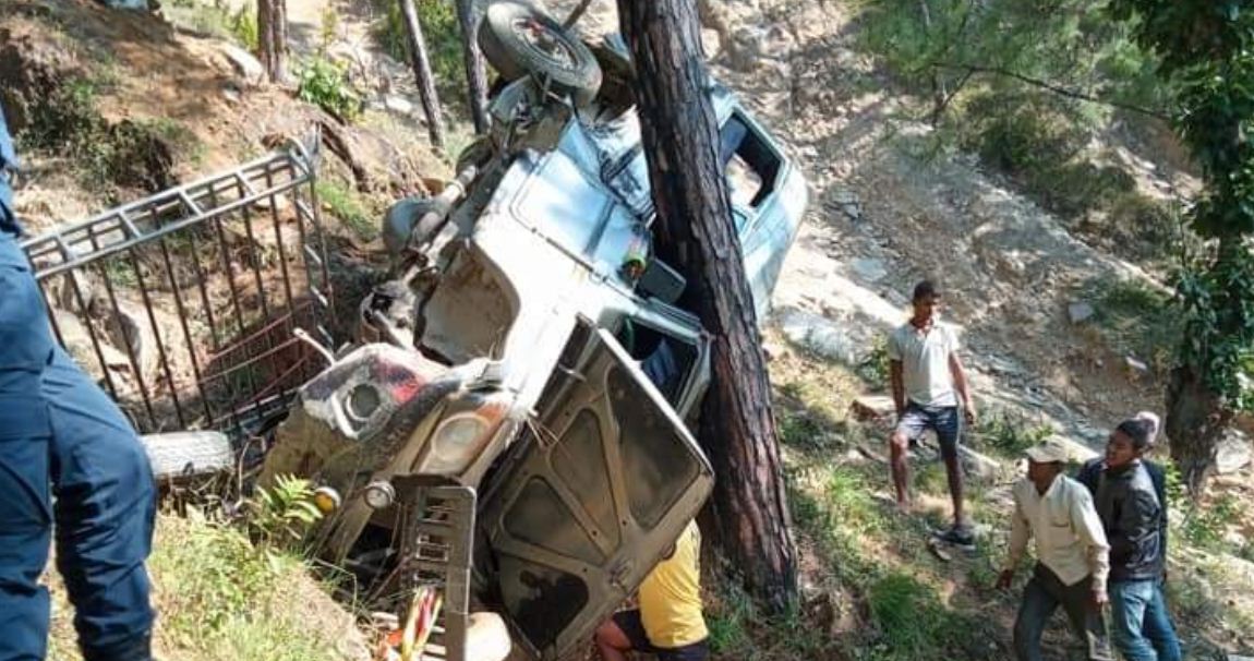 सल्यानमा जीप दुर्घटना हुँदा १२ जना घाइते